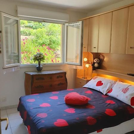 Appartement Yoyo. Menton Extérieur photo