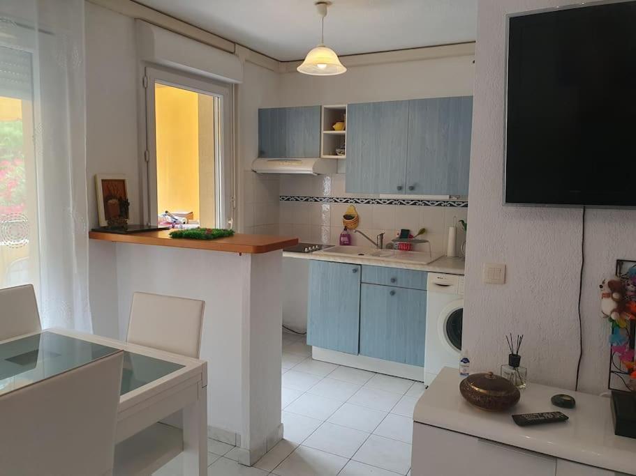 Appartement Yoyo. Menton Extérieur photo