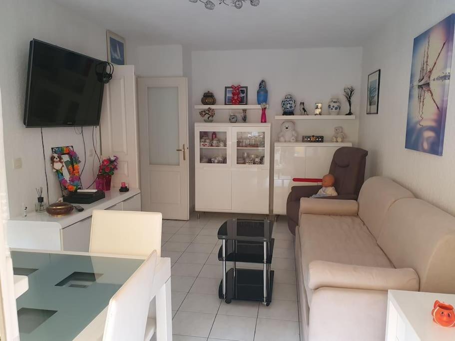 Appartement Yoyo. Menton Extérieur photo